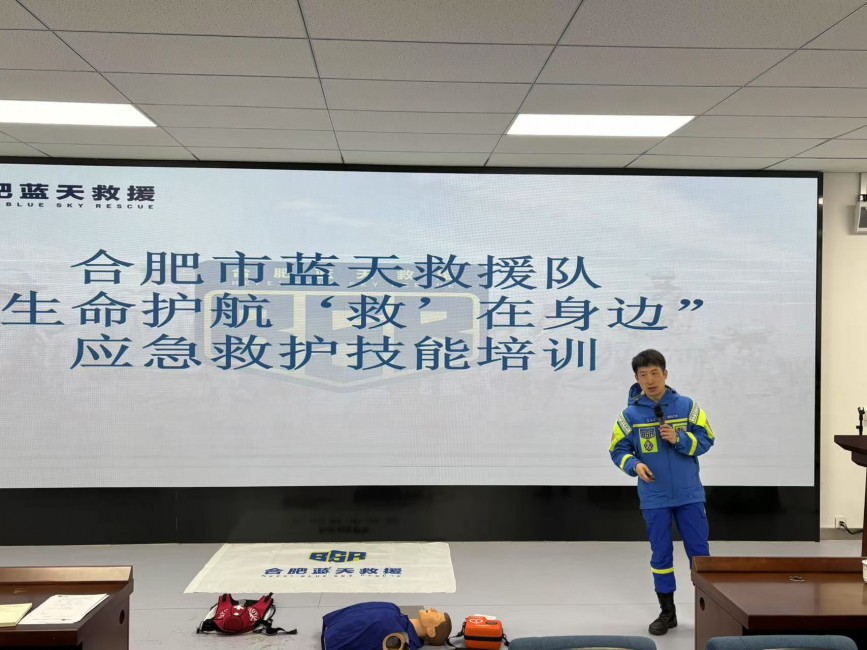 5c90b61cbeb9a4790b599db425802f9.jpg